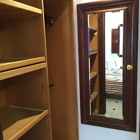 Ca Apartament Miramar Daire